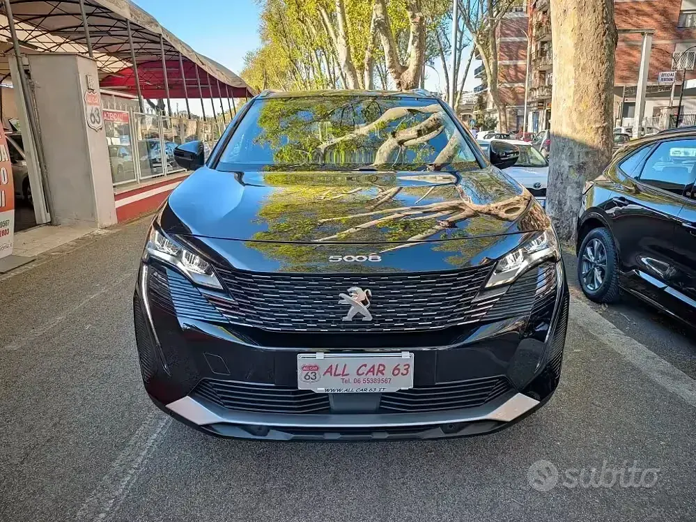Usata Peugeot 5008 Allure 131 CV (96 kW) 2022 Nero SUV