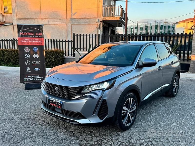 Usata Peugeot 3008 Allure 131 CV (96 kW) 2021 Grigio SUV