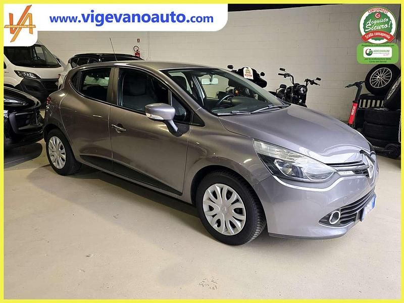Usata Renault Clio IV 75 CV (55 kW) 2013 Grigio Berlina