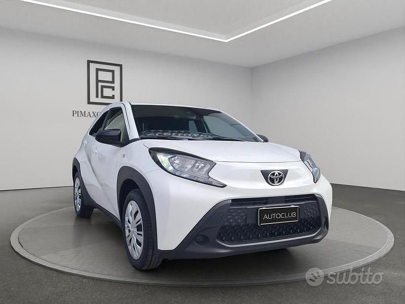 Nuova Toyota Aygo X Active 72 CV (52 kW) 2025 Bianco SUV