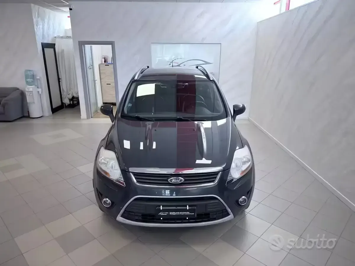 Usata Ford Kuga 163 CV (119 kW) 2012 Grigio SUV