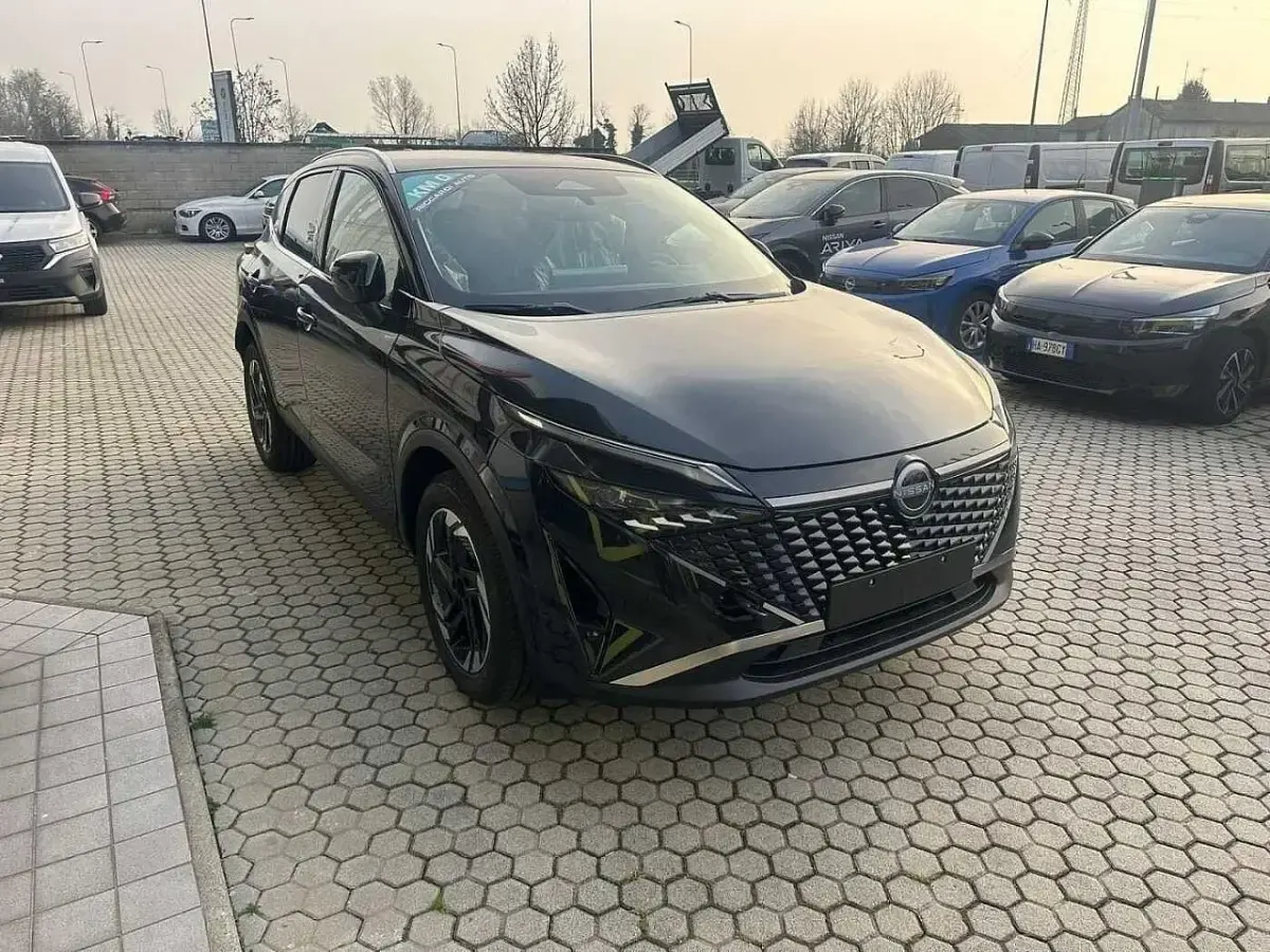 Nuova Nissan Qashqai N-Connecta 158 CV (116 kW) 2026 Nero SUV
