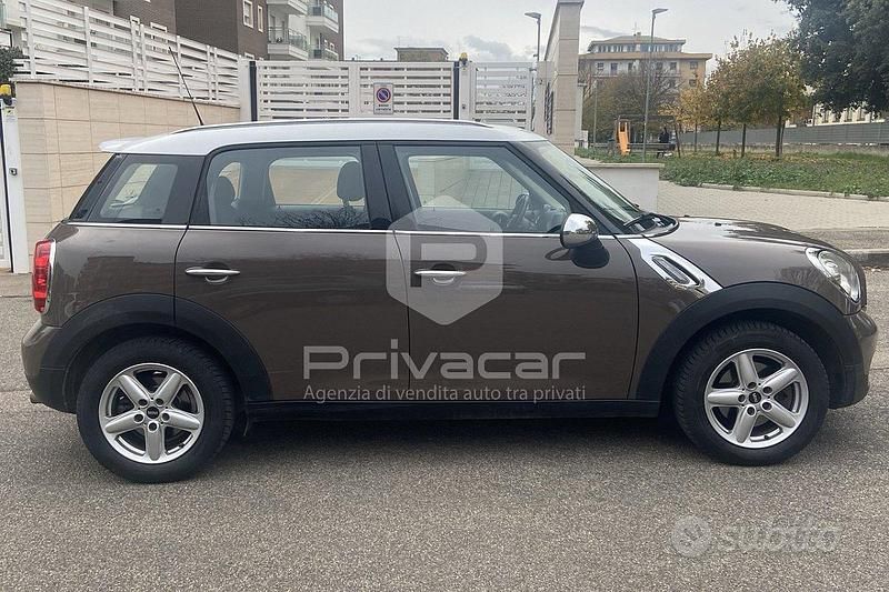 Usata Mini Cooper Countryman 122 CV (89 kW) 2011 Marrone SUV