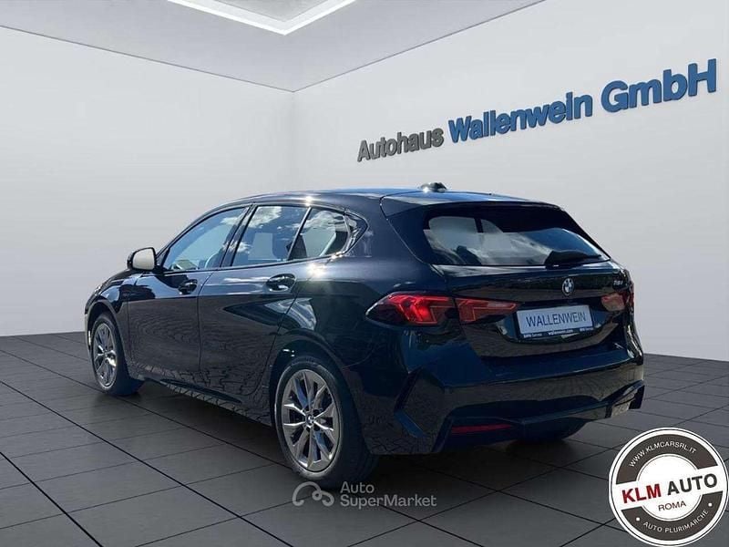Usata BMW 118 150 CV (110 kW) 2025 Nero Utilitaria