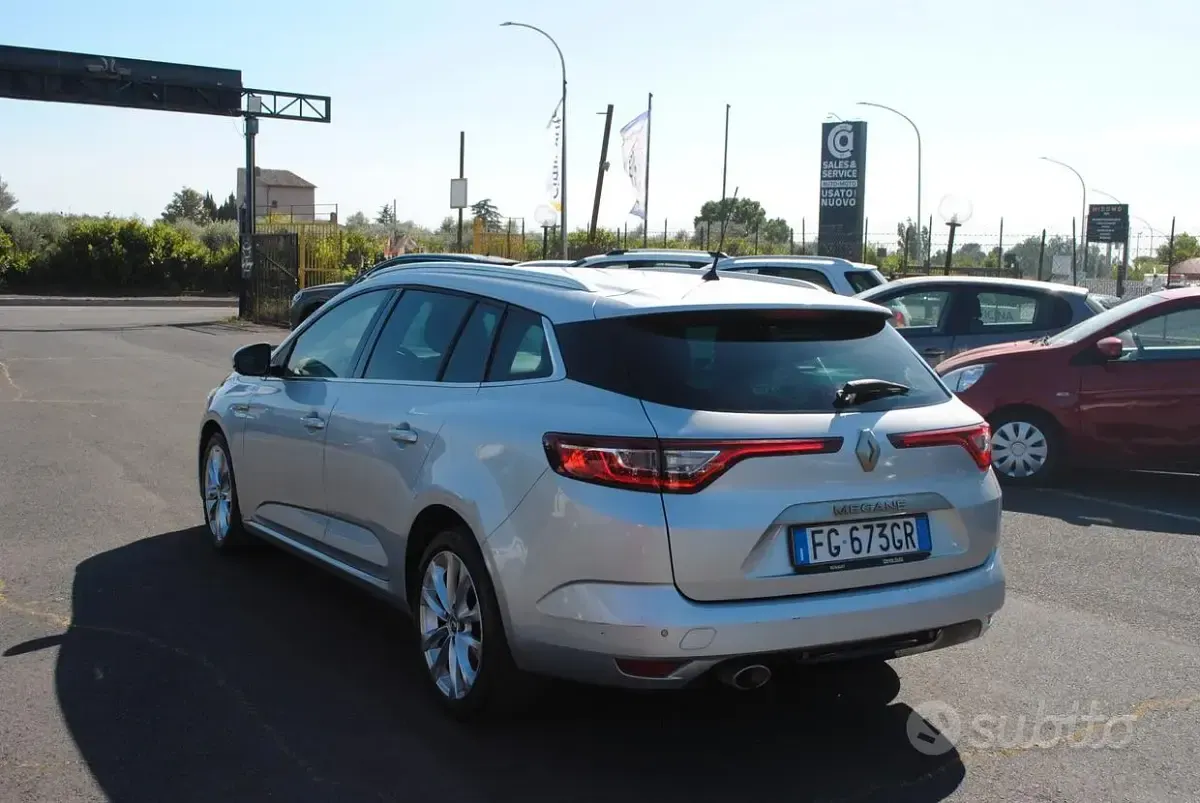 Usata Renault Mégane GrandTour 110 CV (80 kW) 2016 Grigio Station wagon