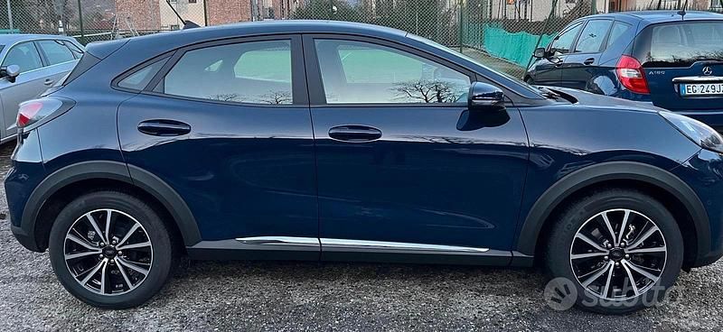 Usata Ford Puma Titanium 125 CV (91 kW) 2023 Blu Station wagon