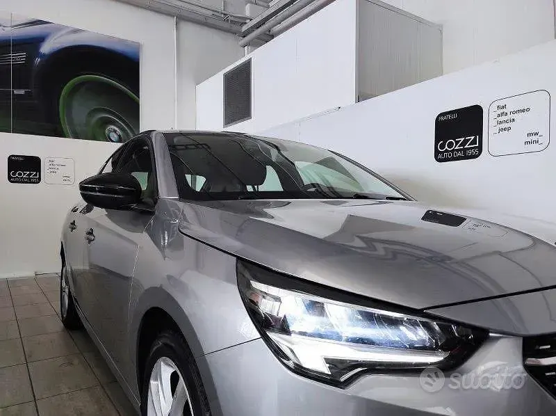 Usata Opel Corsa Elegance 75 CV (55 kW) 2021 Grigio Utilitaria