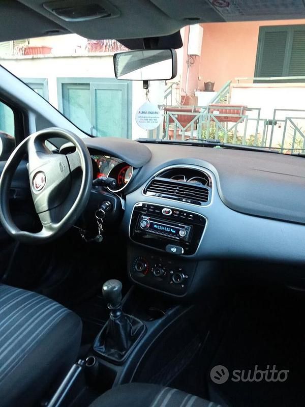 Usata Fiat Grande Punto 77 CV (56 kW) 2010 Blu Utilitaria