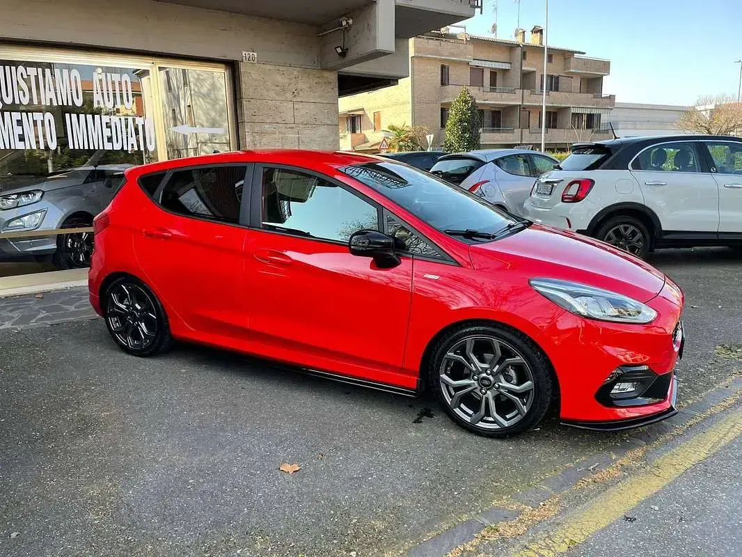 Usata Ford Fiesta ST-Line 86 CV (63 kW) 2019 Rosso Utilitaria
