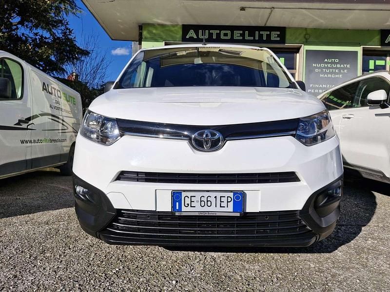 Usata Toyota Proace City City 131 CV (96 kW) 2021 Bianco Monovolume