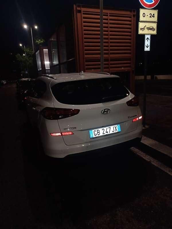 Usata Hyundai Tucson 132 CV (97 kW) 2020 Bianco SUV