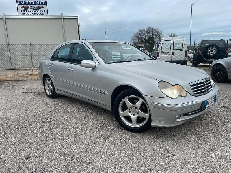 Usata Mercedes C180 2001 Grigio Berlina