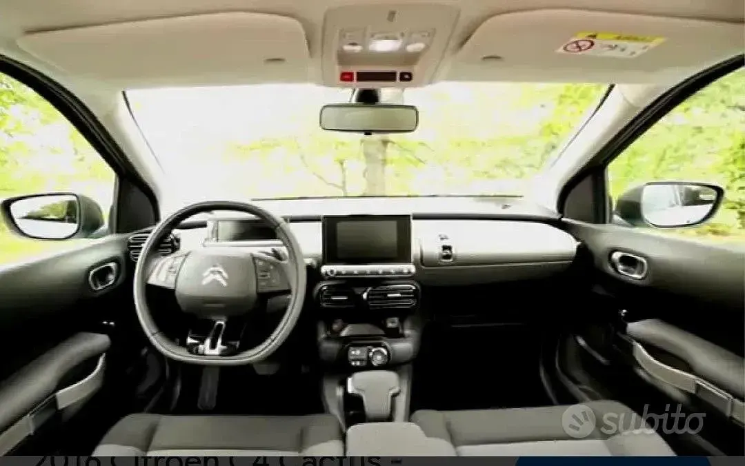 Usata Citroën C4 Feel 92 CV (67 kW) 2016 Rosso SUV