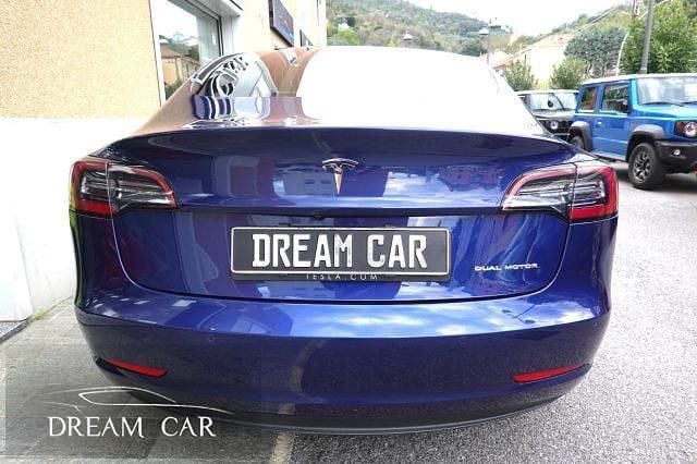 Usata Tesla Model 3 Long Range AWD 366 kW (498 CV) 2020 Blu metallizzato Berlina