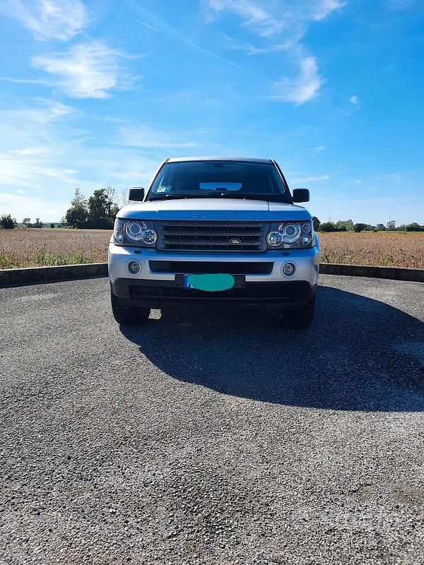 Second-hand Land Rover Range Rover Sport 190 CP (139 kW) 2008 Gri SUV