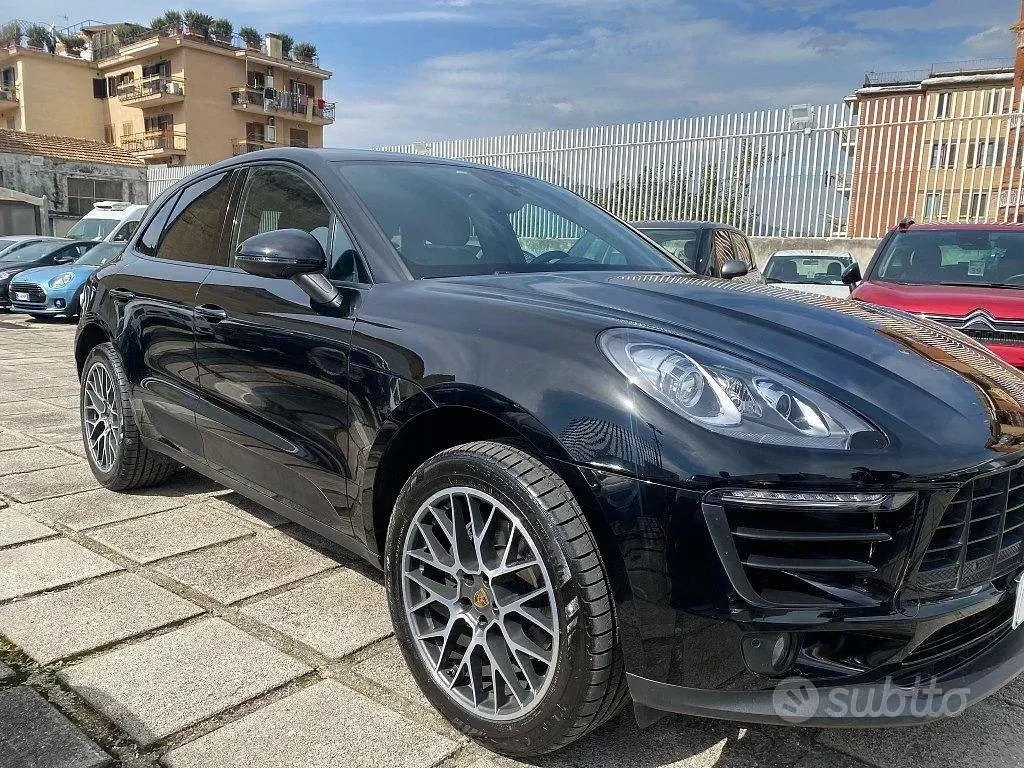 Usata Porsche Macan 252 CV (185 kW) 2018 Nero SUV