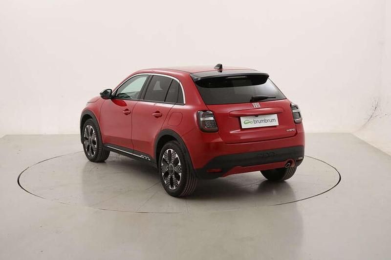 Usata Fiat 600 La Prima 136 CV (100 kW) 2025 Rosso SUV