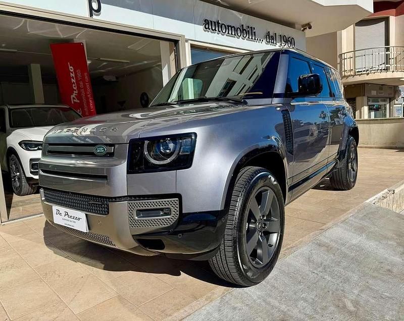 Usata Land Rover Defender HSE Dynamic 249 CV (183 kW) 2023 Grigio SUV