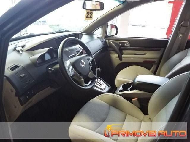 Usata Ssangyong (KGM) Rodius 2017 Grigio scuro Monovolume