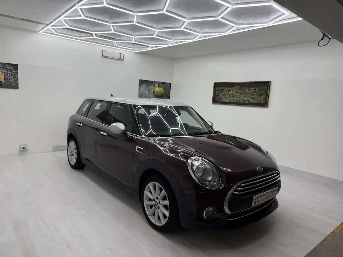 Usata Mini One D Clubman Business 116 CV (85 kW) 2016 Rosso Station wagon