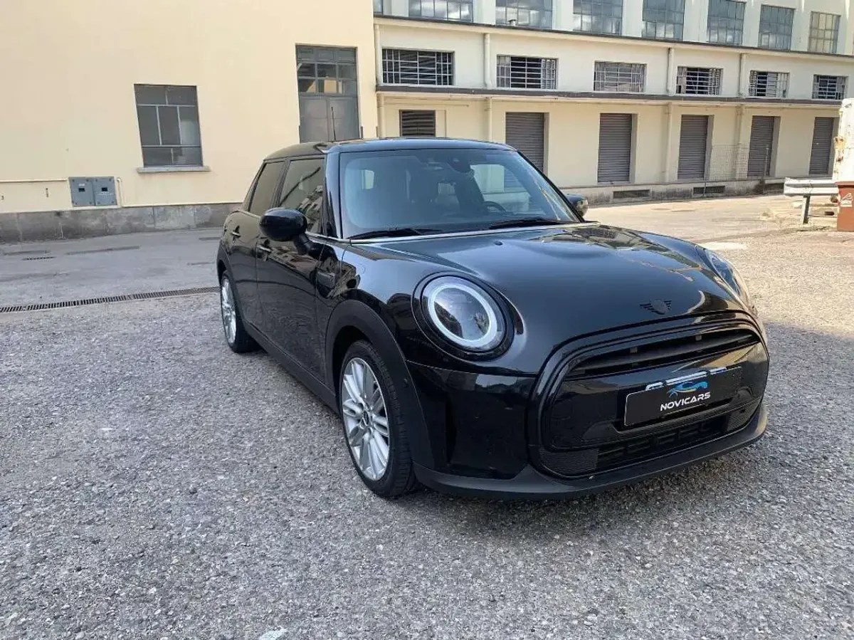 Usata Mini John Cooper Works 136 CV (100 kW) 2022 Nero Utilitaria