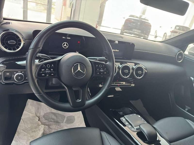 Usata Mercedes 180 116 CV (85 kW) 2020 Berlina