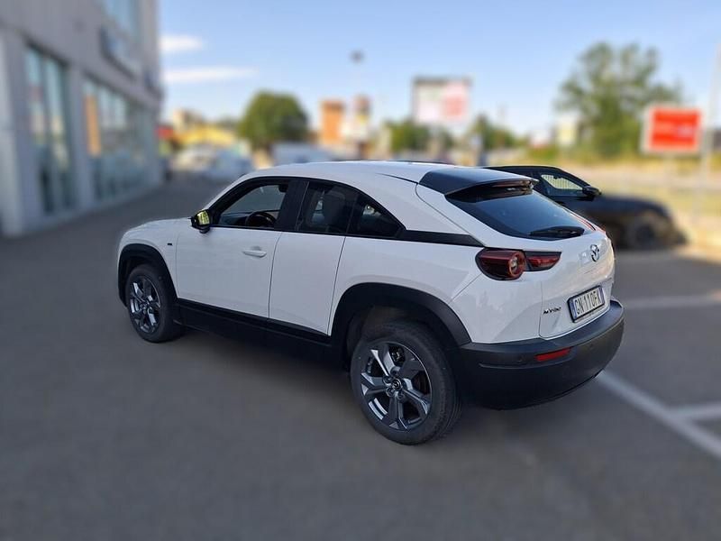 Usata Mazda MX30 107 kW (146 CV) 2023 Arctic white SUV