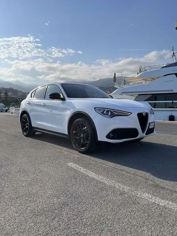 Usata Alfa Romeo Stelvio Executive 209 CV (153 kW) 2019 SUV