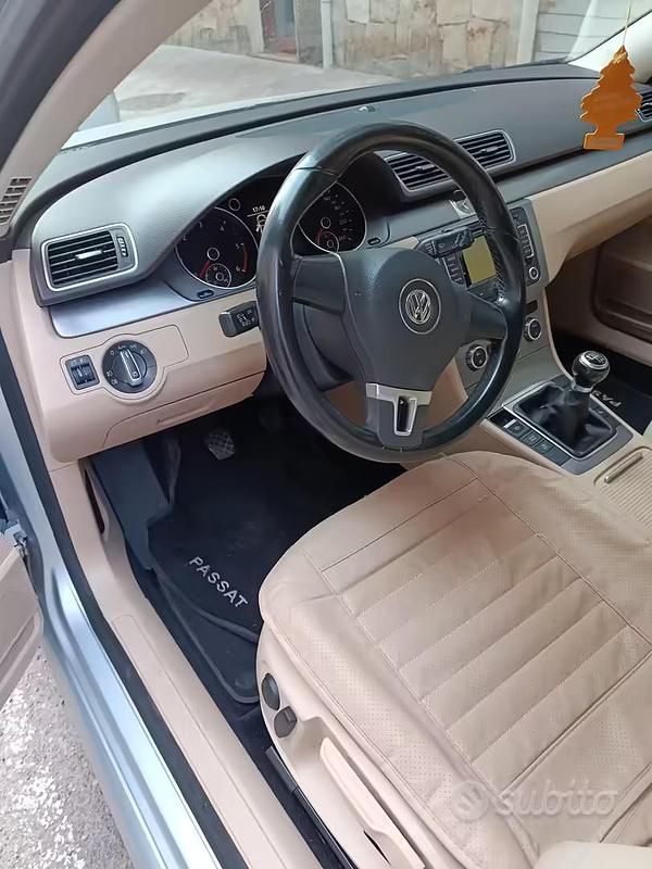 Usata VW Passat 2012 Grigio Station wagon