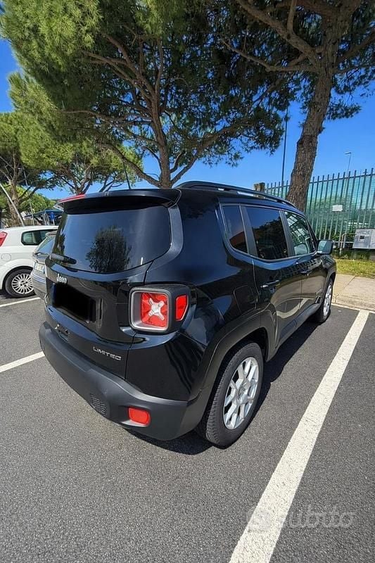 Usata Jeep Renegade Limited 120 CV (88 kW) 2020 Nero SUV