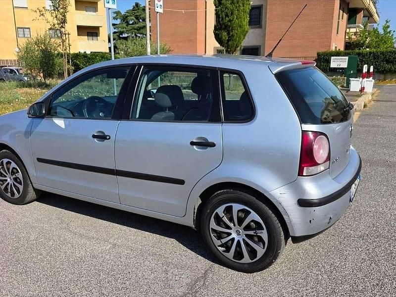 Usata VW Polo 69 CV (50 kW) 2009 Argento Utilitaria
