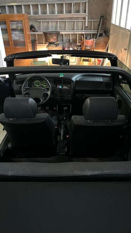 Blu/azzurro Usata 1998 VW Golf Cabriolet Cabrio | 5500 € (Buon prezzo) - Immagine 1/4