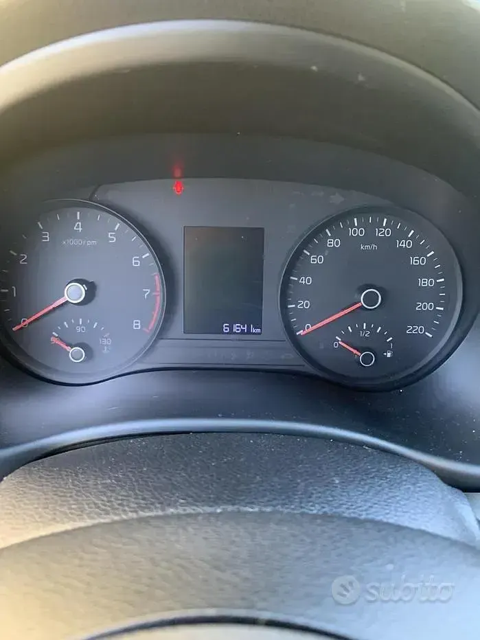 Usata Kia Rio 84 CV (61 kW) 2019 Berlina