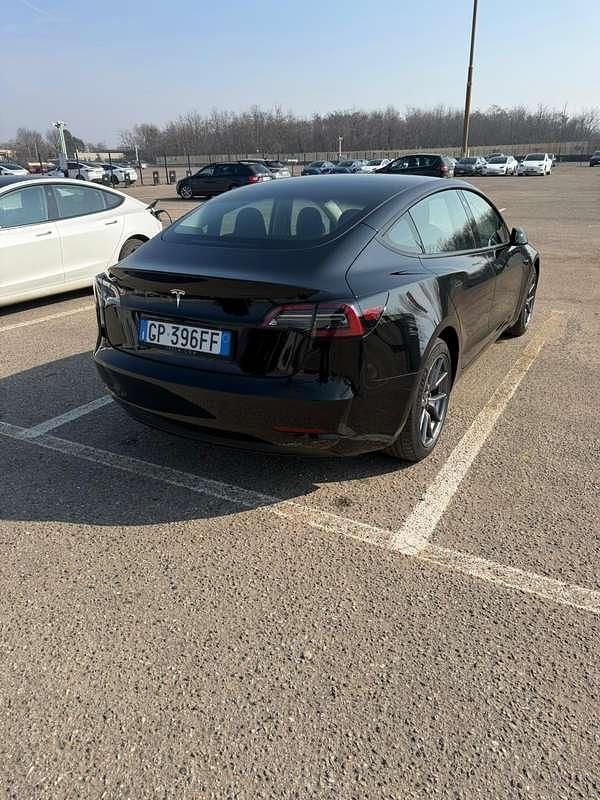 Usata Tesla Model 3 Standard Range 88 kW (120 CV) 2023 Nero Berlina