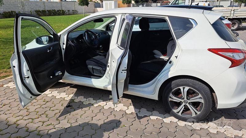Usata Nissan Pulsar 110 CV (80 kW) 2017 Bianco Utilitaria