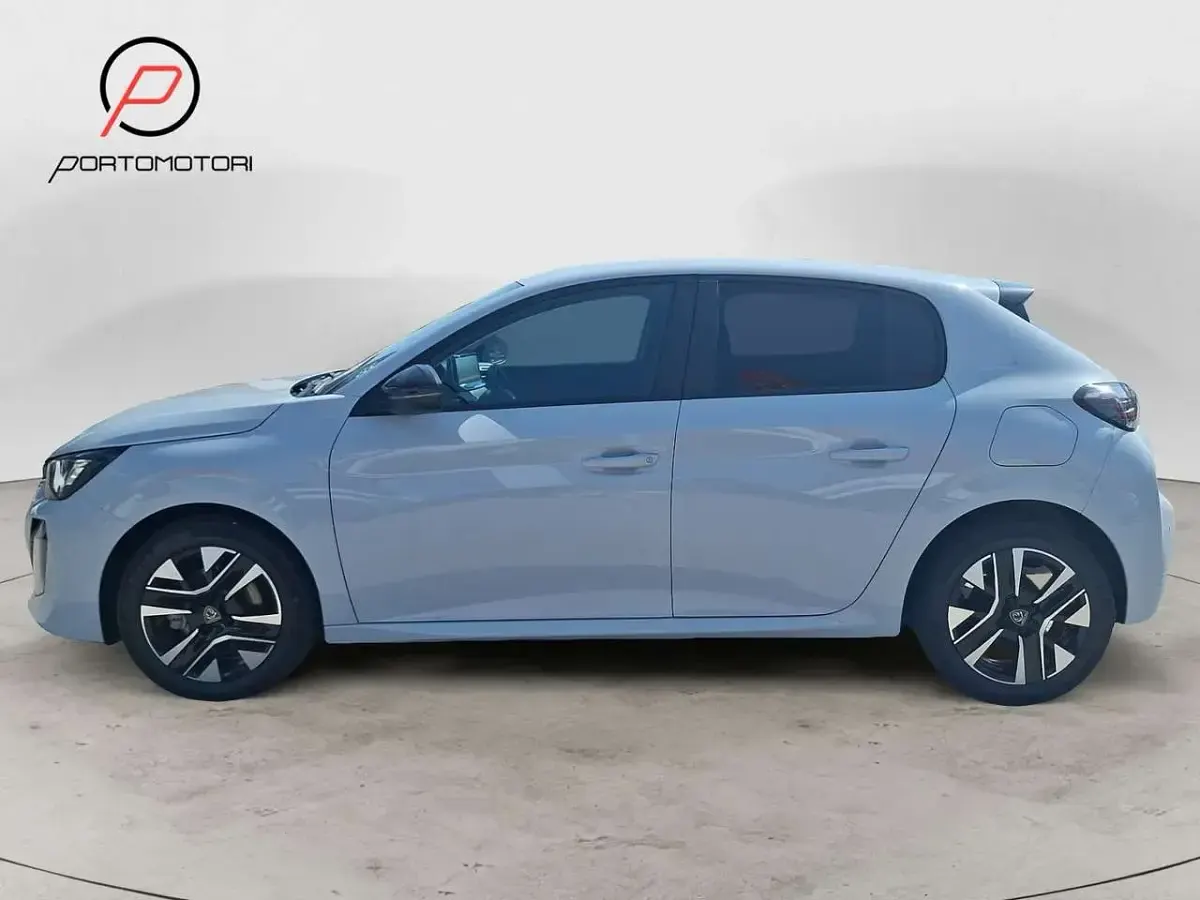 Nuova Peugeot 208 100 CV (73 kW) 2026 Bianco okenite Utilitaria