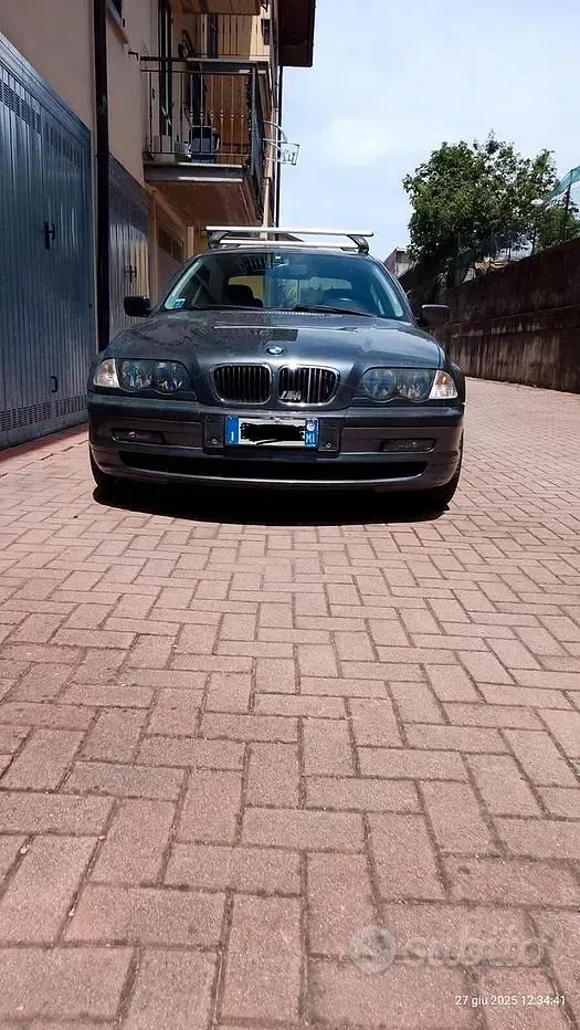 Usata BMW 318 118 CV (86 kW) 2001 Grigio Berlina