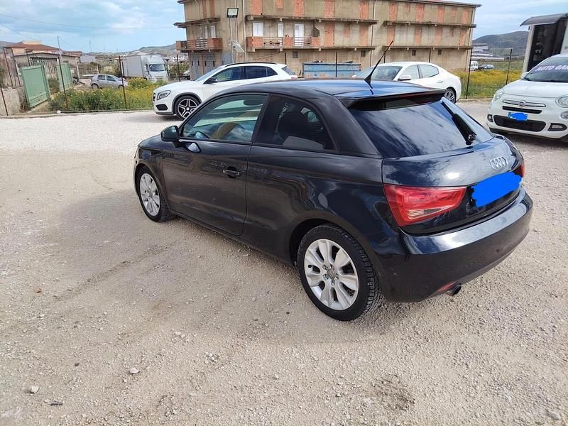 Usata Audi A1 104 CV (76 kW) 2010 Nero Utilitaria