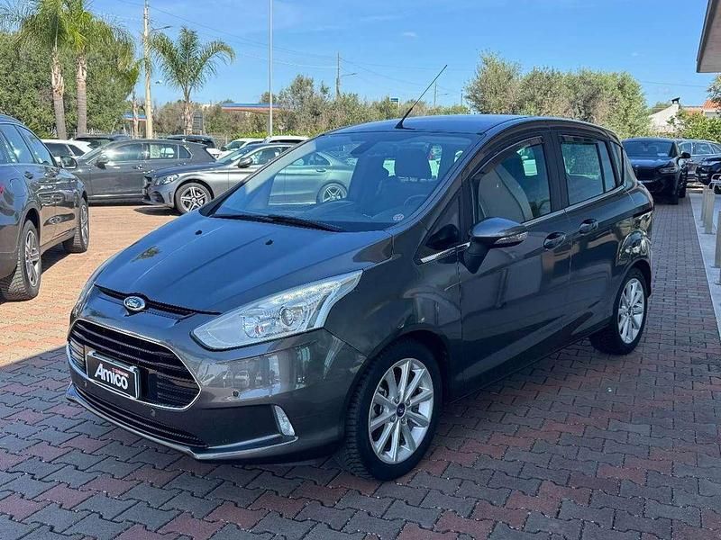 Grigio Usata 2014 Ford B-MAX Titanium Monovolume | 7900 € (Buon prezzo) - Immagine 1/4