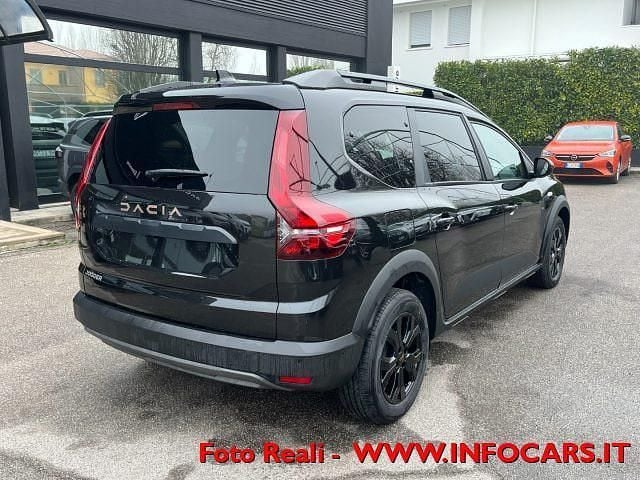 Nuova Dacia Jogger Extreme 101 CV (74 kW) 2025 Nero nacre' metallizzato Monovolume