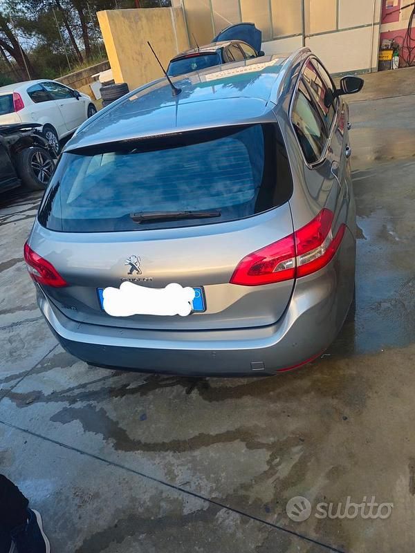 Usata Peugeot 308 2018 Grigio Station wagon