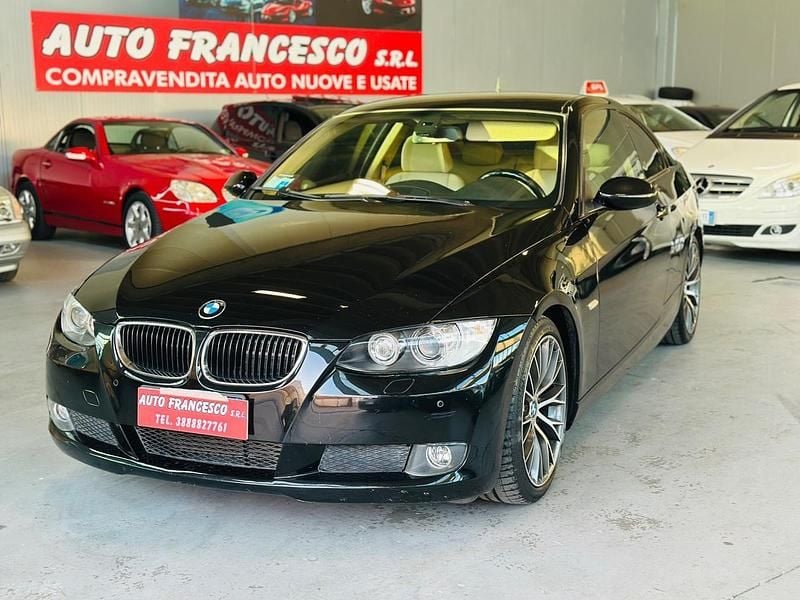 Nero Usata 2011 BMW 320 M Sport Coupé | 8900 € (Buon prezzo) - Immagine 1/4