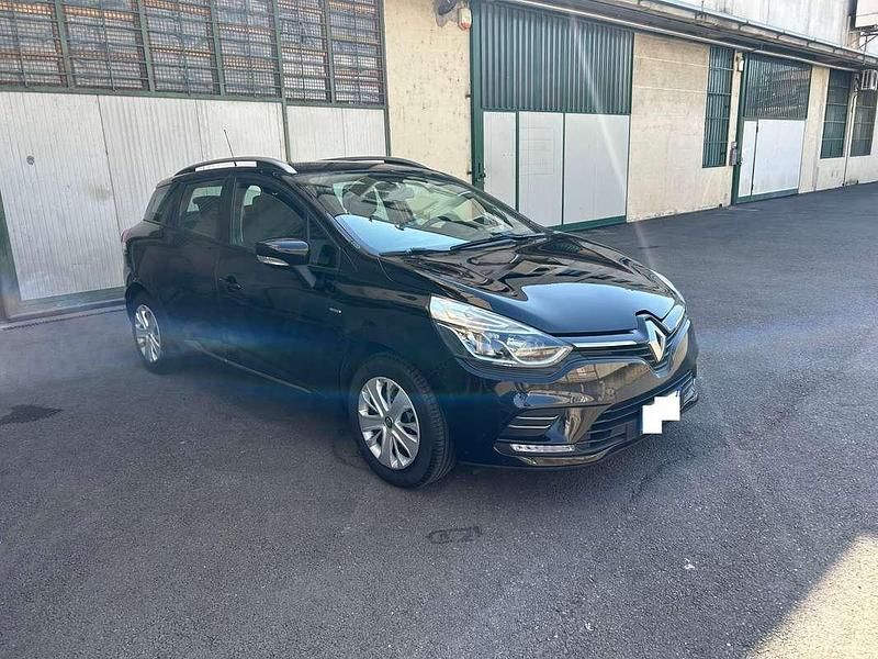 Usata Renault Clio GrandTour Life 76 CV (55 kW) 2019 Nero Station wagon
