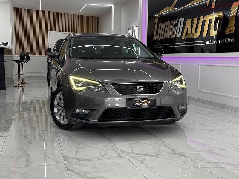 Usata Seat Leon ST Style 105 CV (77 kW) 2014 Grigio Station wagon