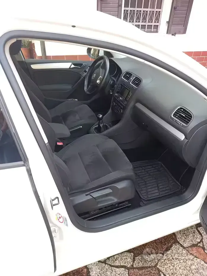 Usata VW Golf VII 122 CV (89 kW) 2012 Bianco Berlina