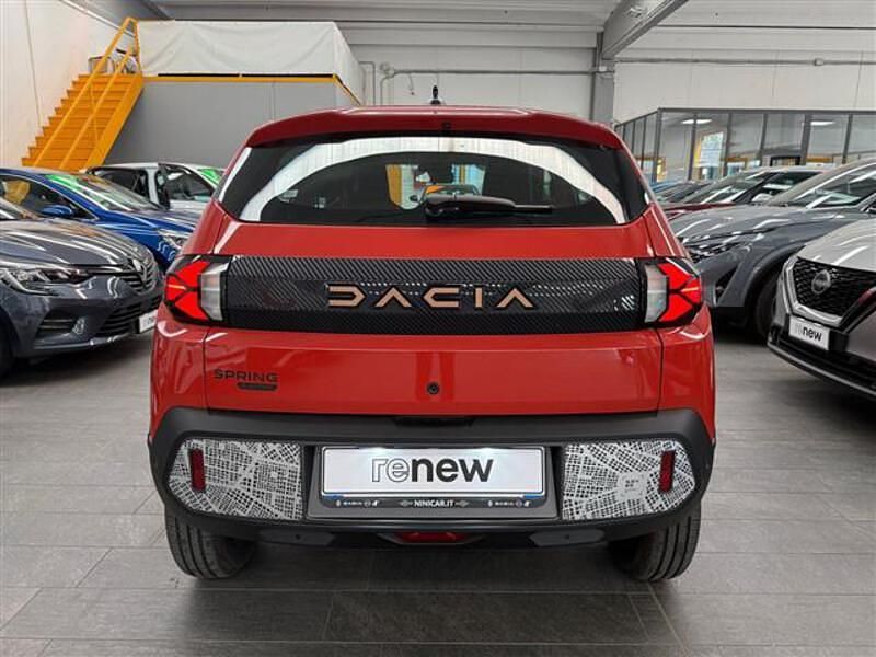 Usata Dacia Spring Extreme 47 kW (65 CV) 2024 Rosso Utilitaria