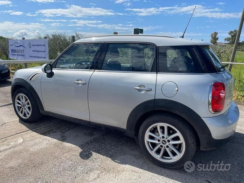 Usata Mini Countryman 111 CV (81 kW) 2015 Grigio SUV