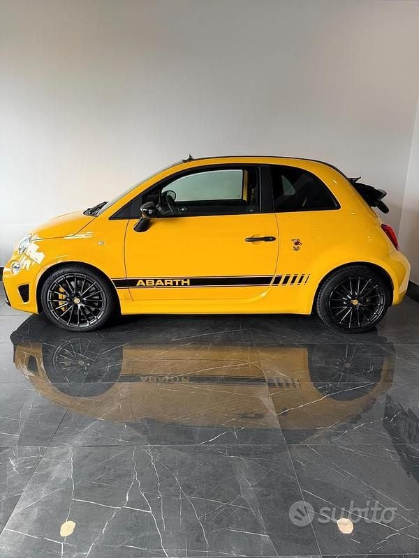 Usata Abarth 595C Competizione 180 CV (132 kW) 2021 Giallo Cabrio