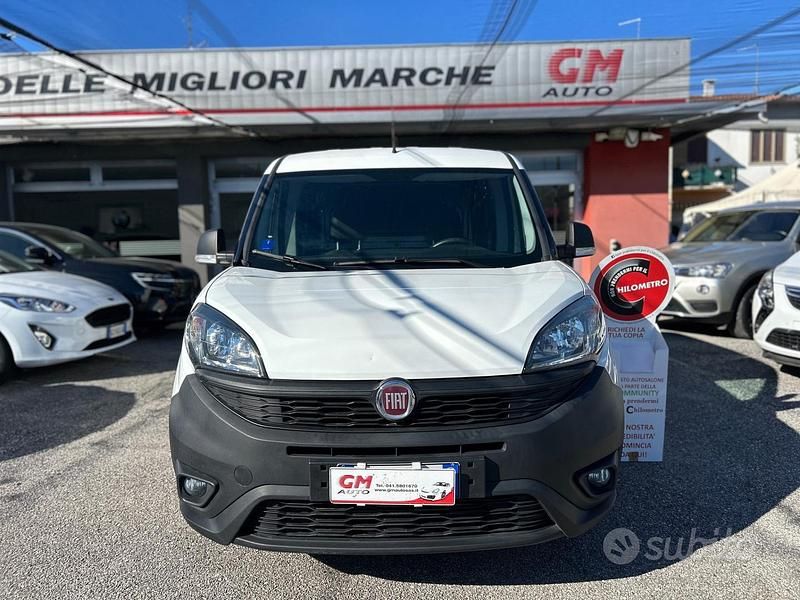 Usata Fiat Doblò Easy 95 CV (69 kW) 2021 Other Monovolume