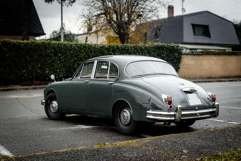 Usata Jaguar MK II 209 CV (153 kW) 1966 Verde Berlina